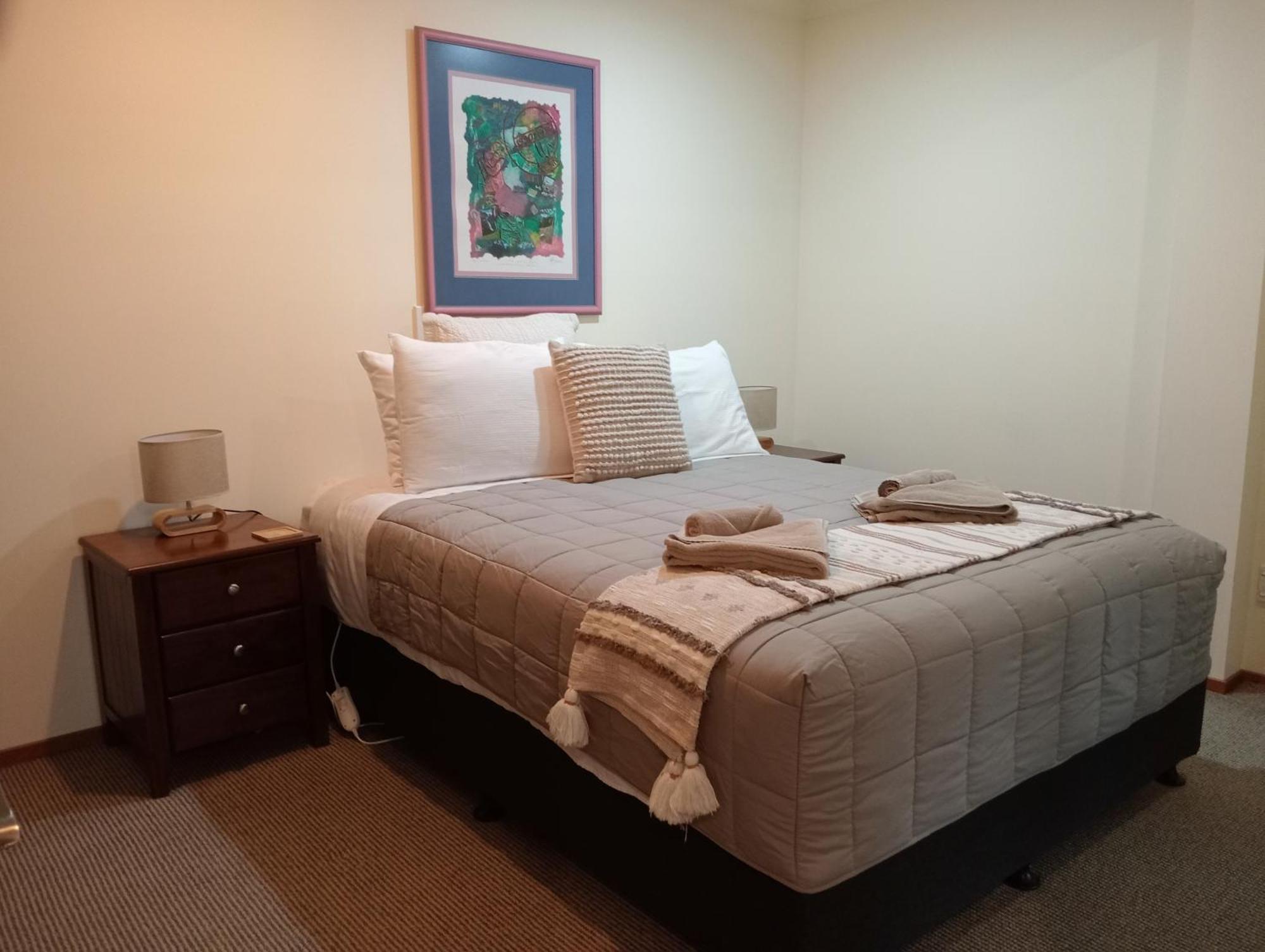 Taranaki Experience Apartment Ню Плимут Екстериор снимка