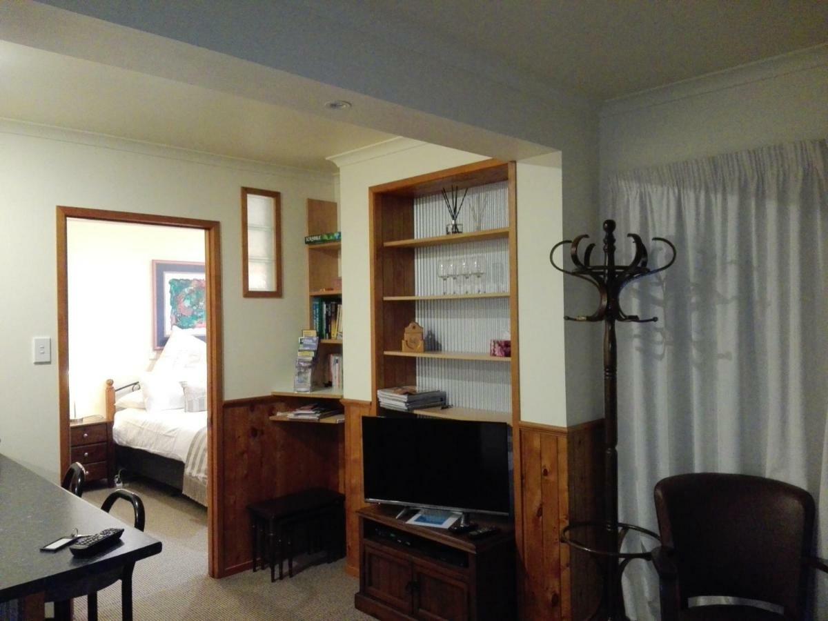 Taranaki Experience Apartment Ню Плимут Екстериор снимка